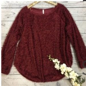 Fuzzy Sweater in Burgundy XL